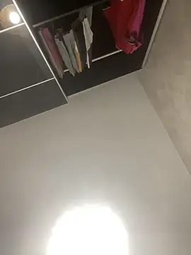 Dondeloquieras4 online show from March 6, 2026, 2:24 pm