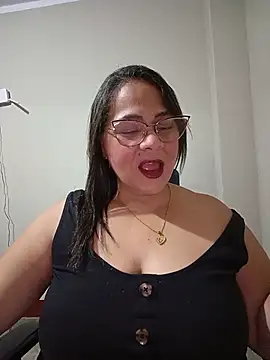 Snapshot of Angie_milf50 chatting on June 7, 2026, 7:23 am Angie milf50 online show from June 7, 2026, 7:23 am
