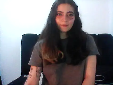 Annagoth  online show from May 15, 2026, 2:40 am