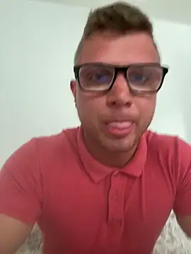 PolishBoy1995 online show from June 18, 2026, 3:16 pm