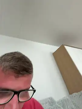 PolishBoy1995 online show from June 25, 2026, 2:54 pm