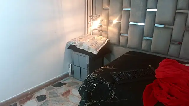 Memi xxx online show from November 10, 2025, 3:49 am