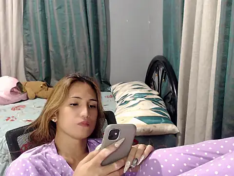 prettysam9 online show from July 10, 2026, 6:10 pm