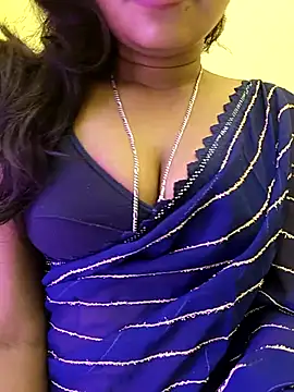 Sexy-suhana- online show from December 23, 2025, 8:34 am