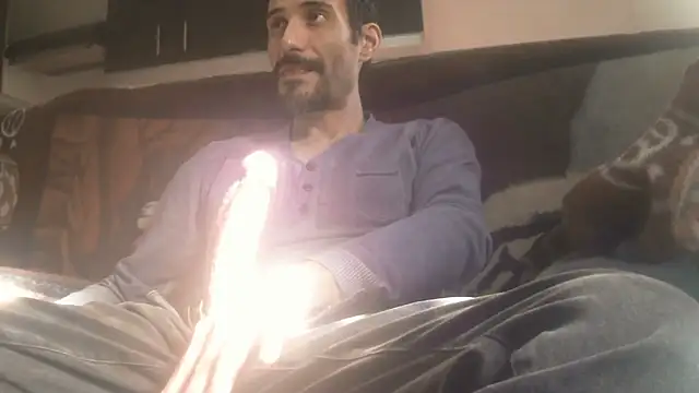 Snapshot of Ash59055 chatting on February 20, 2026, 2:06 pm Ash59055 online show from February 20, 2026, 2:06 pm