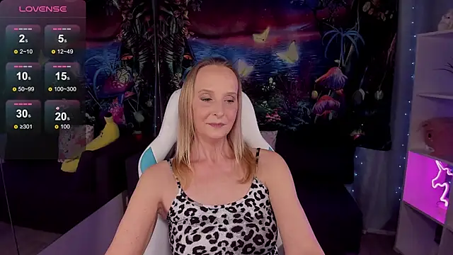 Snapshot of ScarlettPalmer chatting on April 4, 2026, 12:02 pm ScarlettPalmer online show from April 4, 2026, 12:02 pm