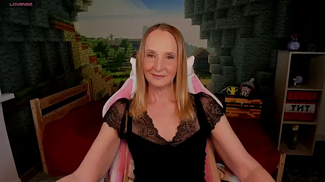 Snapshot of ScarlettPalmer chatting on May 2, 2026, 9:36 am ScarlettPalmer online show from May 2, 2026, 9:36 am