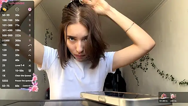 Snapshot of LilithFlamey chatting on December 16, 2025, 10:20 am LilithFlamey online show from December 16, 2025, 10:20 am