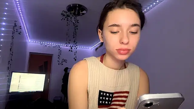 Snapshot of LilithFlamey chatting on December 20, 2025, 11:06 am LilithFlamey online show from December 20, 2025, 11:06 am