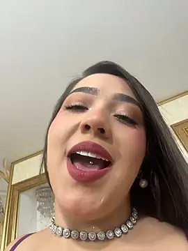 Hannahpradaa  online show from November 25, 2025, 12:05 pm