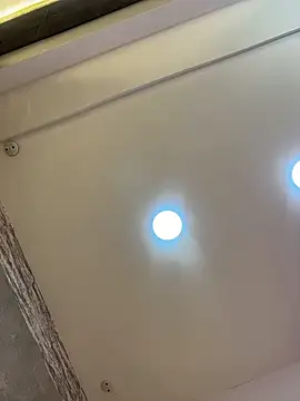 Hannahpradaa  online show from January 19, 2026, 11:25 am