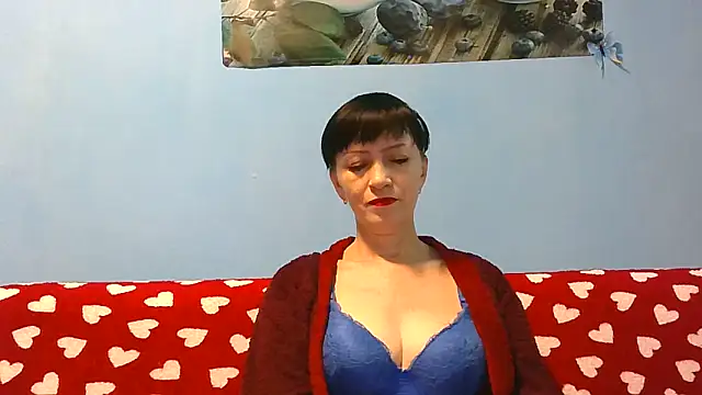 Snapshot of IffetLove42 chatting on May 27, 2026, 8:33 am IffetLove42 online show from May 27, 2026, 8:33 am