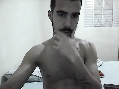 Snapshot of lucianoitalo chatting on October 30, 2025, 6:08 pm lucianoitalo online show from October 30, 2025, 6:08 pm