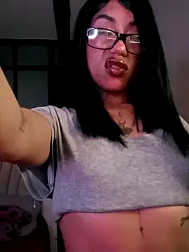  Katica-Vip  online show from December 18, 2025, 3:12 am