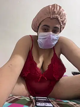 Snapshot of WildNour chatting on February 19, 2026, 10:28 pm WildNour online show from February 19, 2026, 10:28 pm