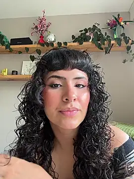 SugarTroubl33 online show from July 9, 2026, 2:10 pm