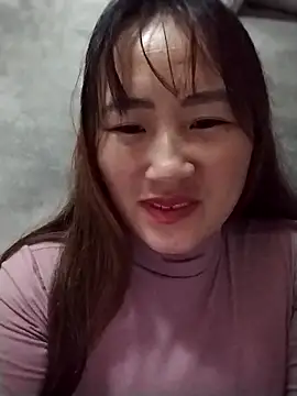 emini-xx online show from November 18, 2025, 11:25 am