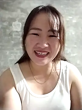 emini-xx online show from December 23, 2025, 2:31 am