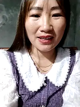 emini-xx online show from February 27, 2026, 3:06 am