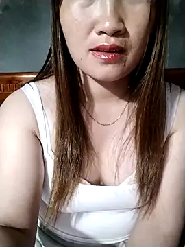 emini-xx online show from April 26, 2026, 3:15 am