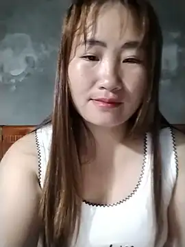 Snapshot of emini-xx chatting on June 6, 2026, 2:05 am emini-xx online show from June 6, 2026, 2:05 am