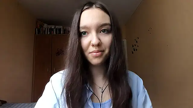 Kimixoo online show from November 3, 2025, 10:49 am