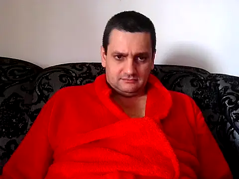 Snapshot of Alex-Naturista chatting on May 4, 2026, 2:35 pm Alex-Naturista online show from May 4, 2026, 2:35 pm