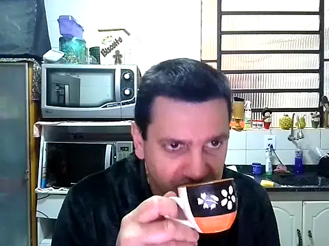 Snapshot of Alex-Naturista chatting on May 11, 2026, 12:00 pm Alex-Naturista online show from May 11, 2026, 12:00 pm