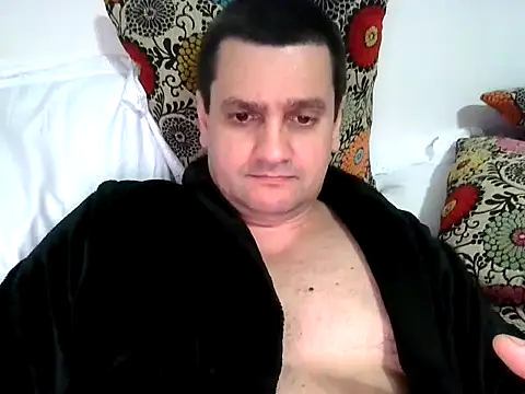 Snapshot of Alex-Naturista chatting on July 31, 2026, 10:53 pm Alex-Naturista online show from July 31, 2026, 10:53 pm