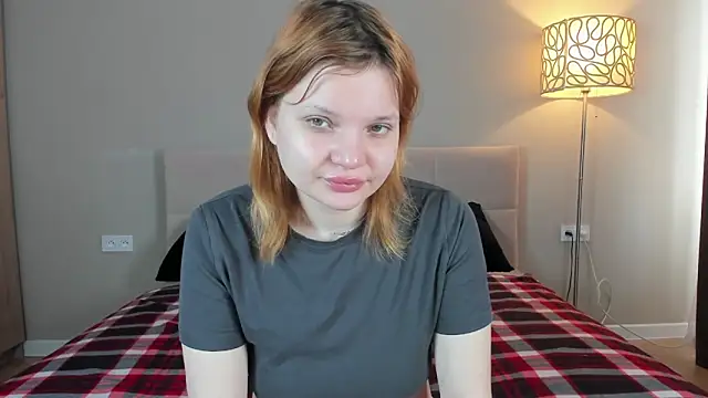 babyyullii online show from May 11, 2026, 1:44 am