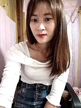 Em xinh01 online show from May 3, 2026, 11:00 pm