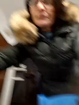 Piediniecollant online show from January 12, 2026, 11:15 am