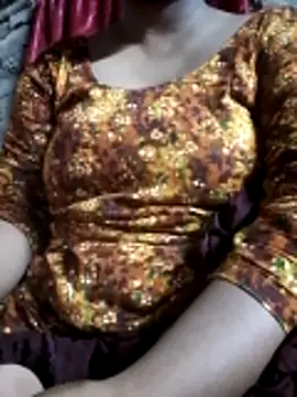 Liza0103 online show from October 28, 2025, 4:42 pm