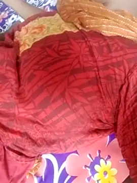 Liza0103 online show from April 28, 2026, 5:56 am