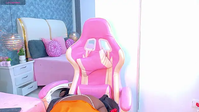 LilithMiller  online show from March 27, 2026, 3:34 am