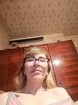 Snapshot of Georgette466 chatting on February 15, 2026, 6:54 am Georgette466 online show from February 15, 2026, 6:54 am