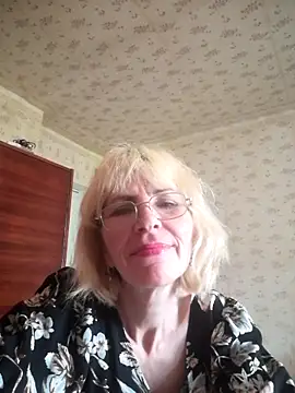 Georgette466 online show from June 10, 2026, 2:49 pm
