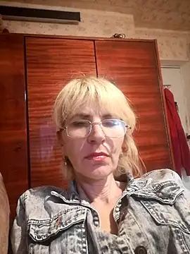 Snapshot of Georgette466 chatting on July 10, 2026, 1:36 pm Georgette466 online show from July 10, 2026, 1:36 pm
