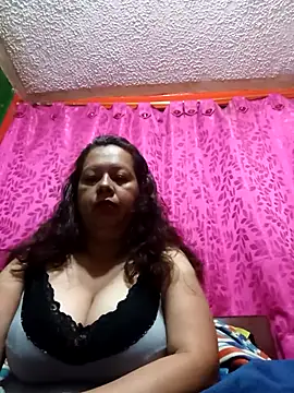 penny foxxxy online show from November 17, 2025, 5:24 am