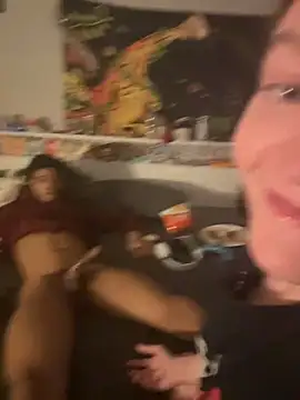 stonerbaby online show from May 17, 2026, 4:43 am