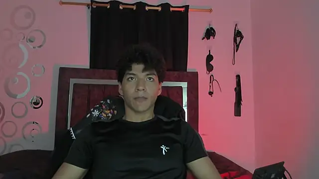 Maximiliano Khalil online show from December 2, 2025, 7:20 pm