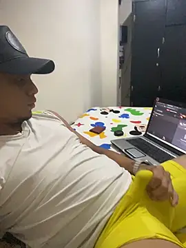 Snapshot of MichaManu7 chatting on November 6, 2025, 2:34 am MichaManu7 online show from November 6, 2025, 2:34 am