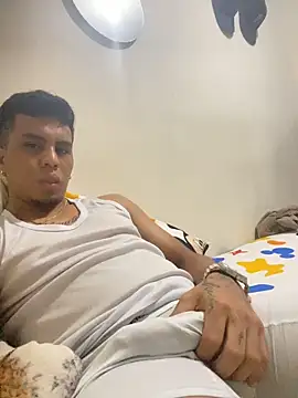 Snapshot of MichaManu7 chatting on November 8, 2025, 3:50 am MichaManu7 online show from November 8, 2025, 3:50 am