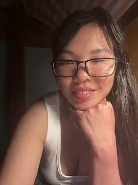 heodat-sexx online show from March 8, 2026, 2:21 pm