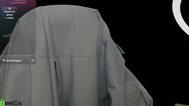 Melanie Ryer online show from December 20, 2025, 1:02 am