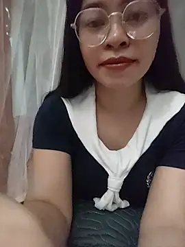 Bamboo-niee123 online show from June 14, 2026, 3:58 pm