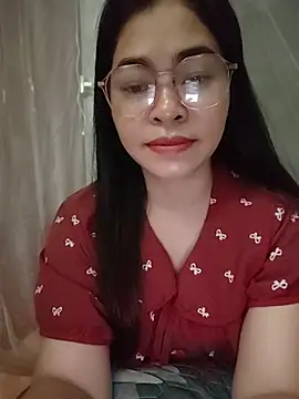 Bamboo-niee123 online show from June 23, 2026, 8:18 pm