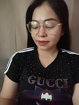 Bamboo-niee123 online show from June 25, 2026, 1:49 am