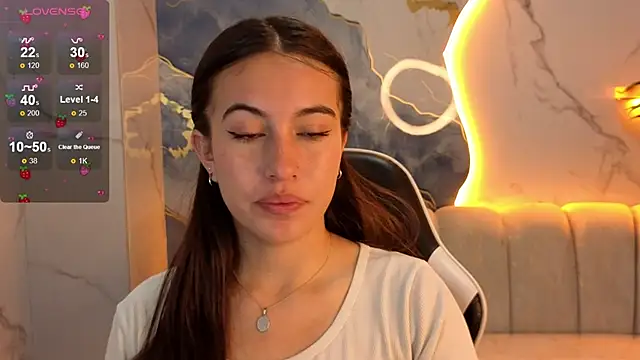 Nikka Tx online show from March 4, 2026, 12:33 pm