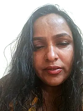 Snapshot of milkyycowww chatting on October 29, 2025, 7:43 am milkyycowww online show from October 29, 2025, 7:43 am